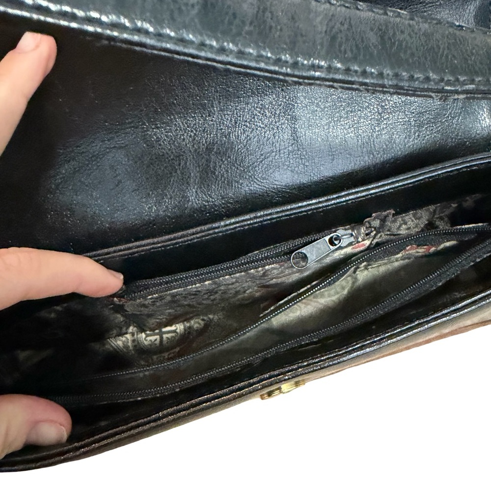 90s Bellerose black‎ leather handbag with a brown crocodile leather bottom - Picture 5 of 7